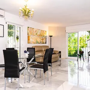  Apartamento Tarifa Especial, Sin Aglomeraciones En Piscina Y Playa, Cerca De Puerto Banus España